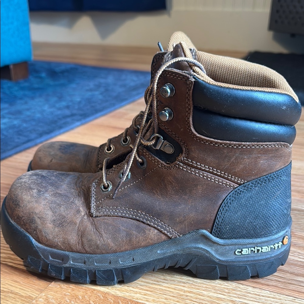 Women’s Carhartt Work Boots size 8
